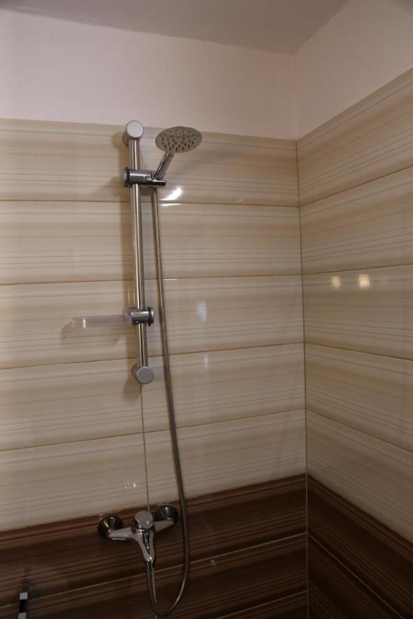 Modern Marvel Apartment Krujë Dış mekan fotoğraf